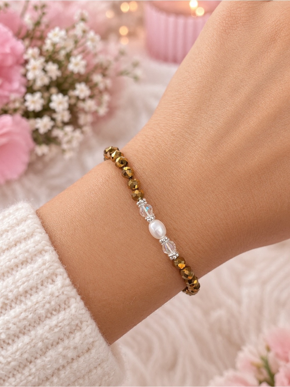 Bronze beaded bracelet with pearl